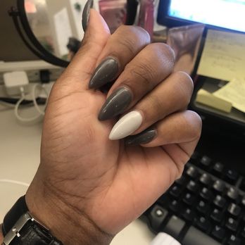 La Moda Nail and Spa - Nail Salons Near Me - Merchantville, New Jersey