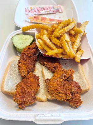 Dave's Hot Chicken by null