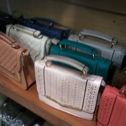 Shunli Comércio de Utilidades - Bolsinhas lindas da Shunli Comércio de Utilidades