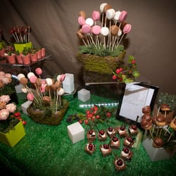 Chef to Go - We can work with you to create a fun and exciting dinner party at home or at a venue of your choice