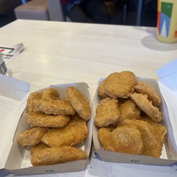 McDonald's - Fast Food Near Me - Lake Arrowhead, California