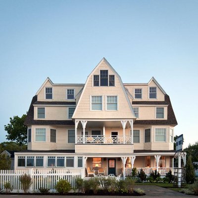 The Tides Beach Club by null