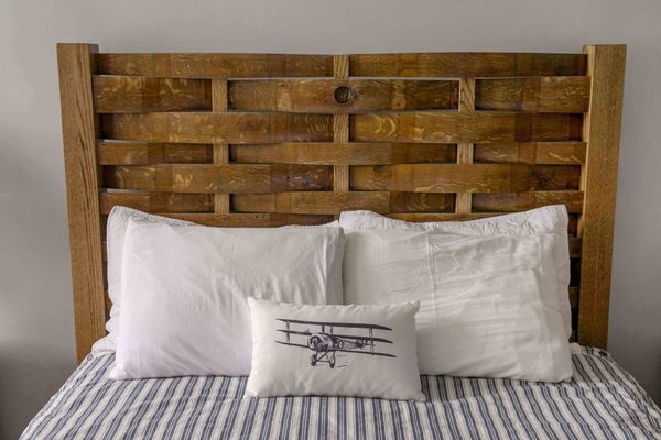 Village Tavern Restaurant & Inn by null