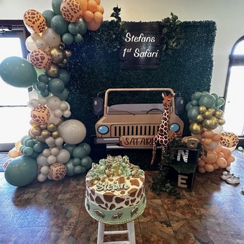 Designer Desserts - Bakeries Near Me - Valparaiso, Indiana