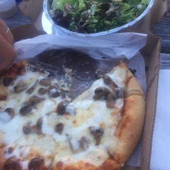Sorellas Pizza & Pasta - Pizza Near Me - Ocracoke, North Carolina Sorellas Pizza & Pasta - Pizza Near Me - Ocracoke, North Carolina