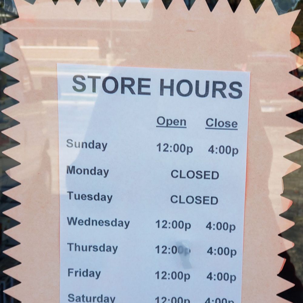 Alien Entertainment - Toy Stores Near Me - Lombard, Illinois