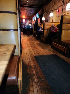 Fixture Pizza Pub by null
