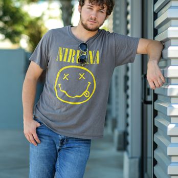 Melissa Vinsik Photography - Guy senior pictures in Orlando - Event Photography Near Me Melissa Vinsik Photography - Guy senior pictures in Orlando - Event Photography Near Me
