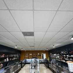 Melting Pot Dispensary - Store view