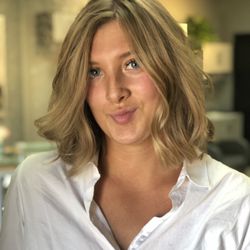 Capricci by Carlos Borboy - Chanel cut/ sexy soft blonde