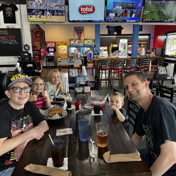 The Dirty Buffalo - My family enjoy the atmosphere! - Chicken Wings Near Me - Virginia Beach, Virginia