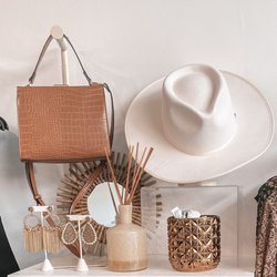 Traveling Chic Boutique