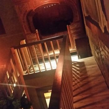 Little Red Day Spa - Day Spas Near Me - Seattle, Washington