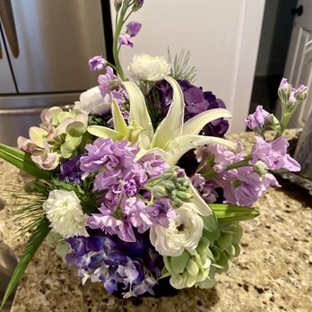 Laura's Florist - GORGEOUS!!! - Florists Near Me - Beaufort, South Carolina Laura's Florist - GORGEOUS!!! - Florists Near Me - Beaufort, South Carolina