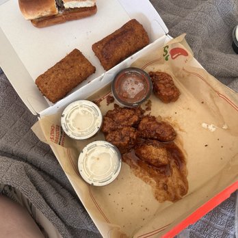 Chili's - Triple dipper - Bars Near Me - Lone Tree, Colorado