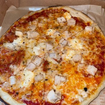 Blaze Pizza - IG @Kurlykonnoisseur  |Build Your Own Pizza (11-inch) - Salad Near Me - Charlotte, North Carolina