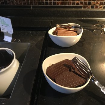 Hotel Scandic Front - What's breakfast without Danish chocoloate - Hotels Near Me - Copenhagen, 84