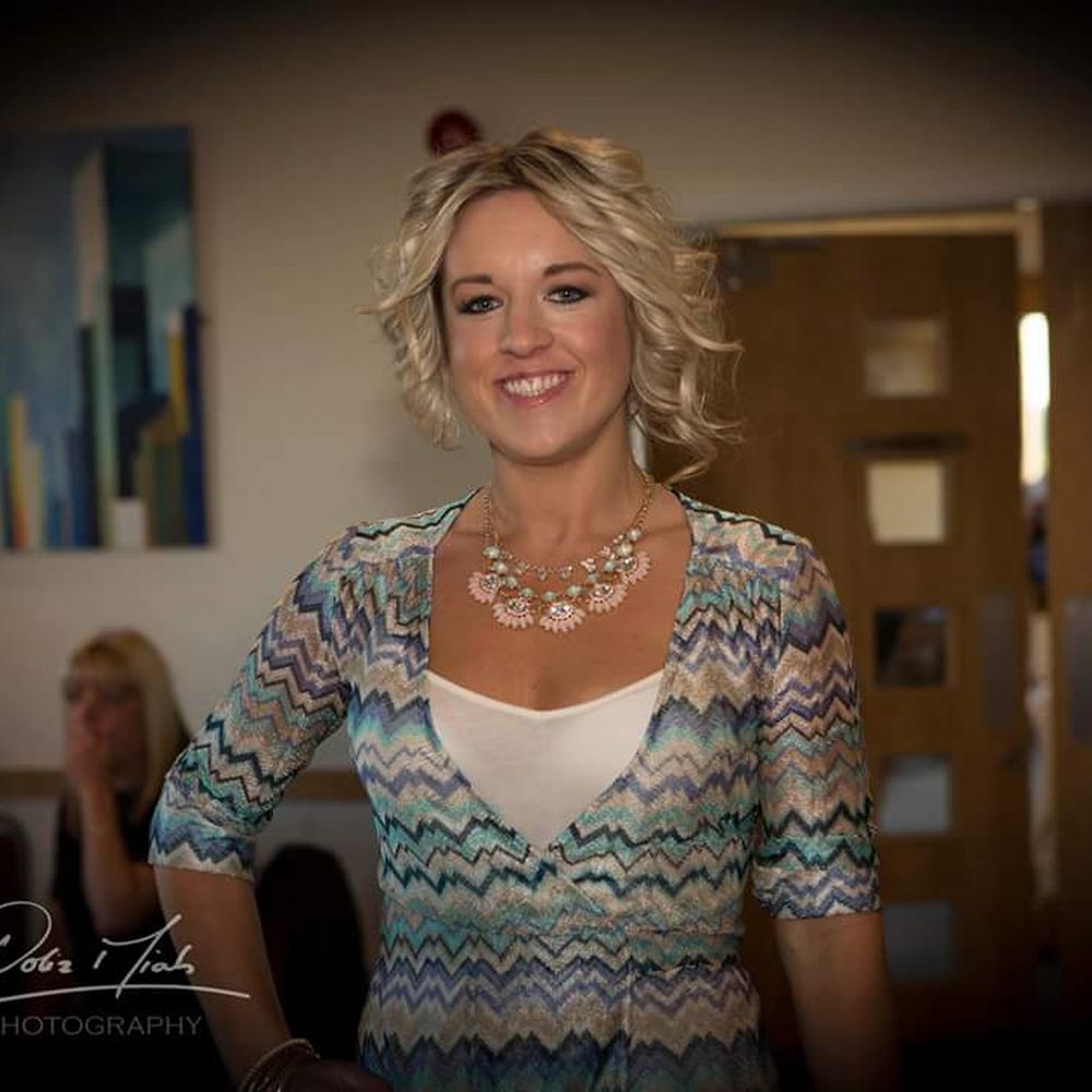 Top 10 Best Mobile Hairdressers near Bury, Manchester, United Kingdom