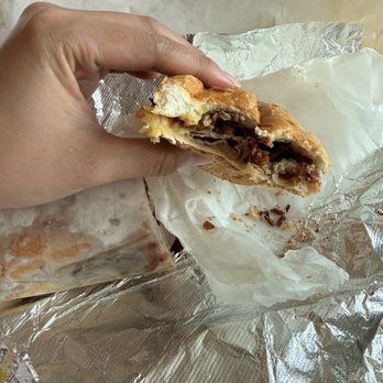 La Bagel Delight at Dumbo - The Ultimate BLT - Bagels Near Me - Brooklyn, New York La Bagel Delight at Dumbo - The Ultimate BLT - Bagels Near Me - Brooklyn, New York