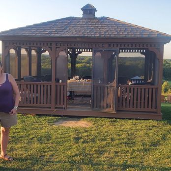 Hawk Ridge Winery - Wineries Near Me - Watertown, Connecticut