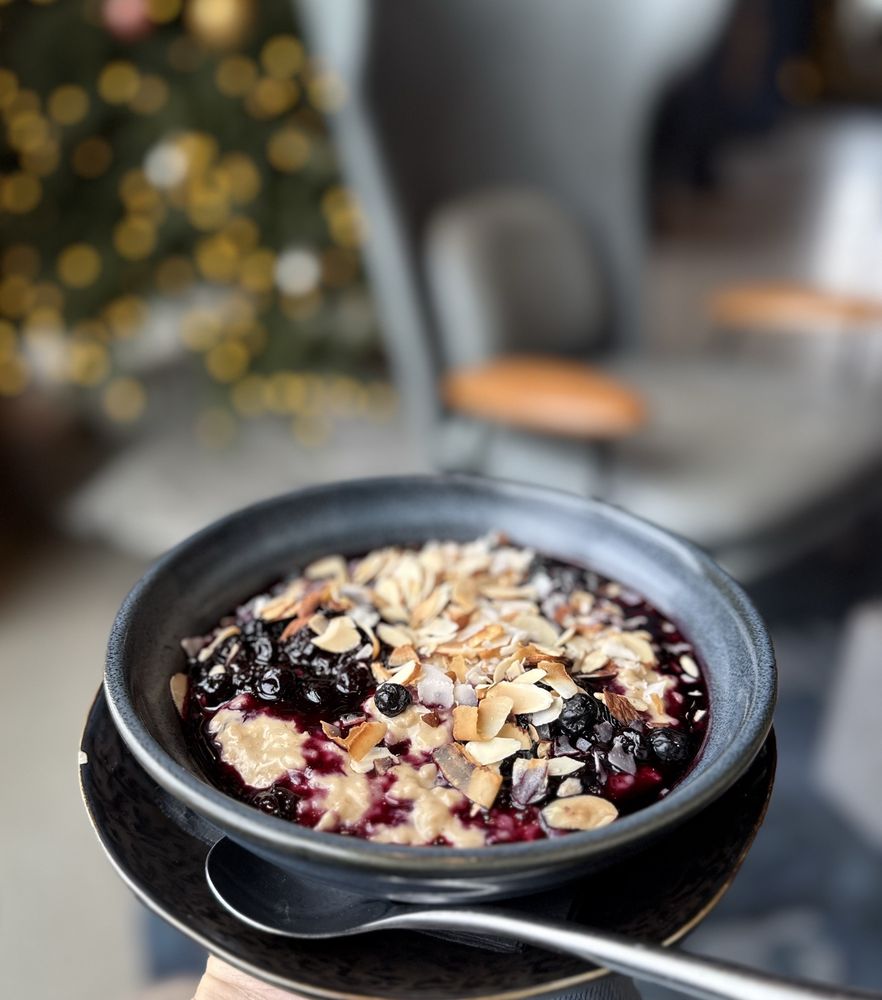 Salt Yard Cafe & Bar