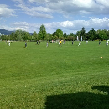 Fichtner Mainwaring Park - Soccer field no lines painted have to use cones - Parks Near Me - Medford, Oregon Fichtner Mainwaring Park - Soccer field no lines painted have to use cones - Parks Near Me - Medford, Oregon