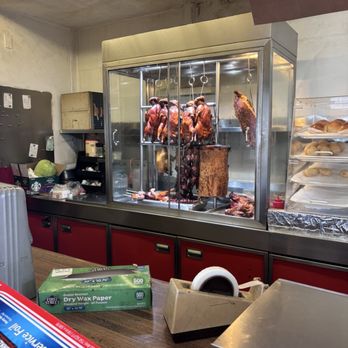 Wing's Deli and BBQ - Assorted Roasted meats - Chinese Near Me - Stockton, California