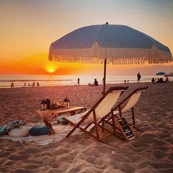 Paradise Picnic LA - Sunset Couple's Picnic - Party & Event Planning Near Me Paradise Picnic LA - Sunset Couple's Picnic - Party & Event Planning Near Me