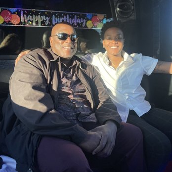 Ultimate Limousines - Limos Near Me - Orange, California