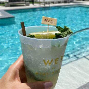 Renaissance Boca Raton Hotel - Mocktails by the pool (delicious!) - Hotels Near Me - Boca Raton, Florida Renaissance Boca Raton Hotel - Mocktails by the pool (delicious!) - Hotels Near Me - Boca Raton, Florida