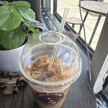 Coffee and Chisme - Cinnamon Toast Crunch Iced Coffee - Coffee & Tea Near Me - South Gate, California Coffee and Chisme - Cinnamon Toast Crunch Iced Coffee - Coffee & Tea Near Me - South Gate, California