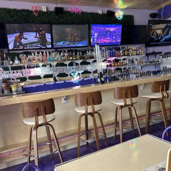 Me Gusta - Full bar - Bars Near Me - Austin, Texas