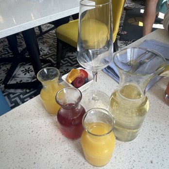 Crack'D Brunch - Mimosa Flight + fruit - Breakfast & Brunch Near Me - New Orleans, Louisiana