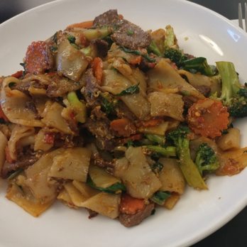 Little Spice - Beef drunken noodle - Thai Near Me - Hanover, Maryland Little Spice - Beef drunken noodle - Thai Near Me - Hanover, Maryland