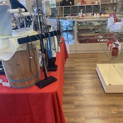 American Cancer Society Discovery Shop