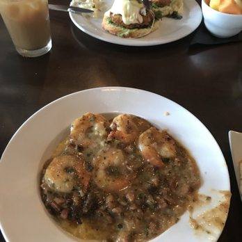 B Matthews Eatery - New American Near Me - Savannah, Georgia