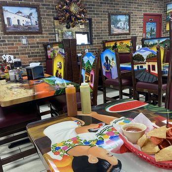 Taqueria Los Potrillos - indoor area - Mexican Near Me - Pleasanton, Texas