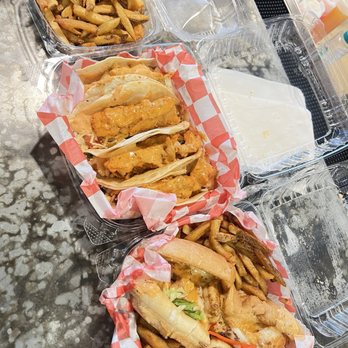 Dream Street Cuisine - Food Trucks Near Me - Baltimore, Maryland