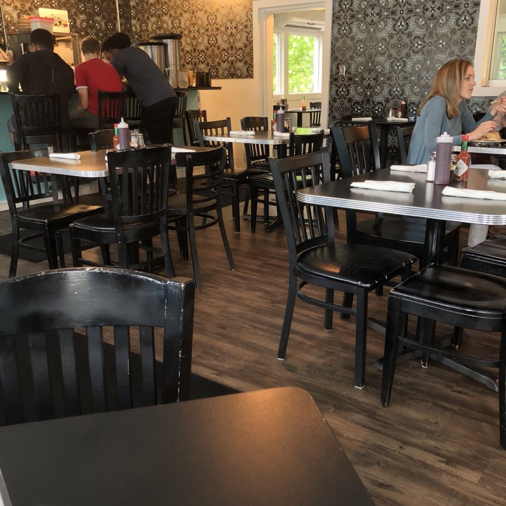 Mama's Boy - Interior - Southern Near Me - Athens, Georgia