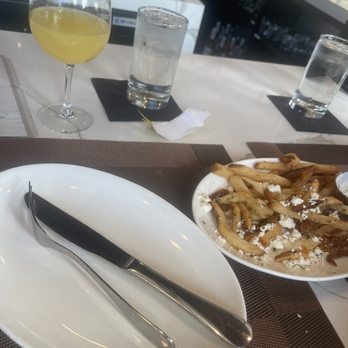 Avenue Restobar - Greek Fries - Breakfast & Brunch Near Me - Astoria, New York