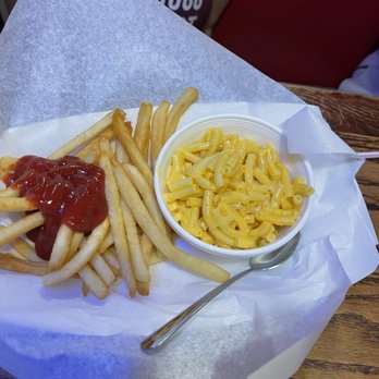 Rooster's Roadhouse - Kids Mac - Barbeque Near Me - Denton, Texas Rooster's Roadhouse - Kids Mac - Barbeque Near Me - Denton, Texas