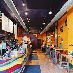 Life Alive Organic Cafe Salem - Inside