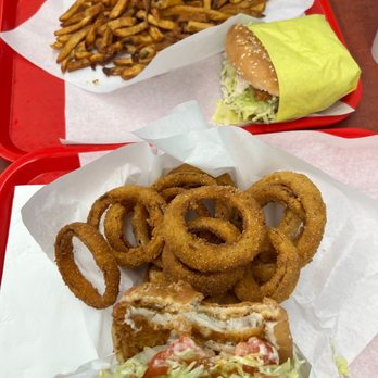 Daglas Drive In - Fish sandwich with regular size onion rings & French fries - Burgers Near Me - Winnetka, California Daglas Drive In - Fish sandwich with regular size onion rings & French fries - Burgers Near Me - Winnetka, California