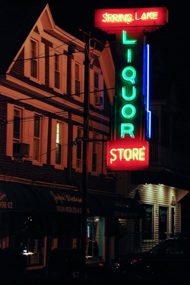 Egan's Spring Lake Liquor's Logo