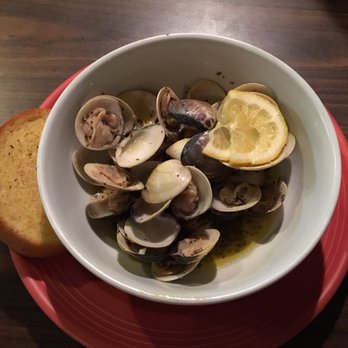 Griff's On the Bay - Steamed clams - Seafood Near Me - Winchester Bay, Oregon Griff's On the Bay - Steamed clams - Seafood Near Me - Winchester Bay, Oregon