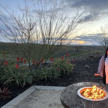 The New Inn - Outdoor space for you to enjoy along with your s'mores and wine. Fire pits were perfect for a chilly night. - Hotels Near Me - Temecula, California