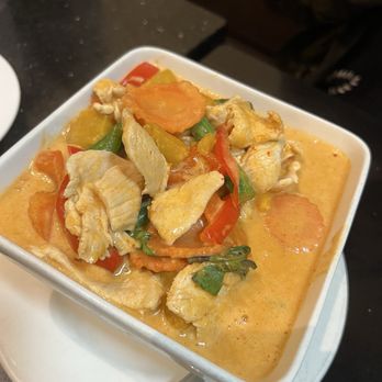 Rice By Mama - Chicken pumpkin curry - Thai Near Me - Ventura, California Rice By Mama - Chicken pumpkin curry - Thai Near Me - Ventura, California