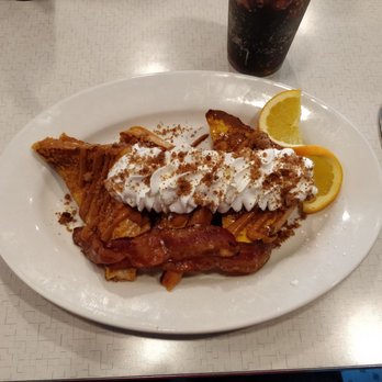 Mitzi's Table - Pumpkin roll french toast with caramel drizzle - American Near Me - Bethlehem, Pennsylvania Mitzi's Table - Pumpkin roll french toast with caramel drizzle - American Near Me - Bethlehem, Pennsylvania