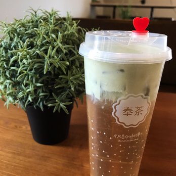 Feng Cha Teahouse - Peach Oolong Tea with Matcha Milk Foam - Desserts Near Me - Richardson, Texas