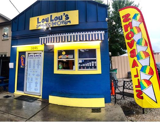 Lou Lou's Snoballs by null